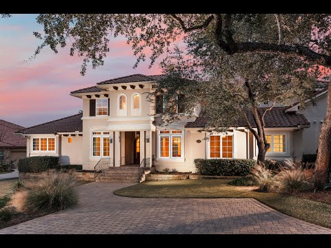 Sprawling Home Designed for Large Living