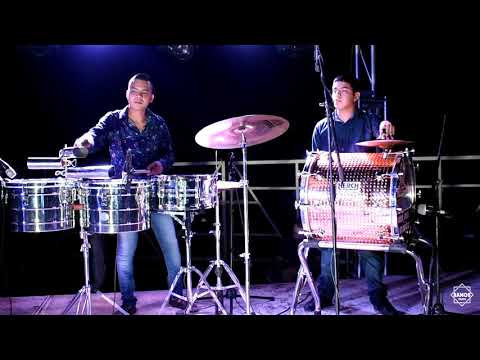 Sangoloteadito - Grupo X30 (En Vivo)(Con Banda)