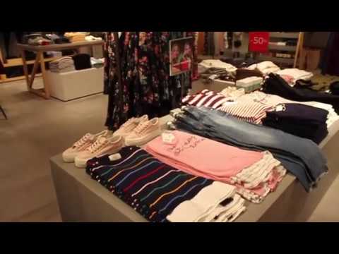 Shopping in Centro Comercial Torre Sevilla || ATD Seville, Spain