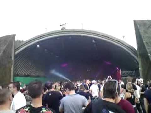 Q-Base 2011 Hardcore Italia.MP4
