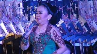 Download lagu Disc 4  Ki Kukuh Bayu Aji & Ki Bima Setya Aji Lakon Semar Mbangun Jati Diri mp3