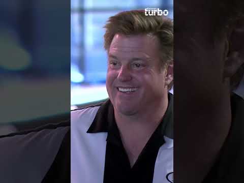 Roger não reconhece o Impala até descobrir que o carro restaurado é seu | Overhaulin'