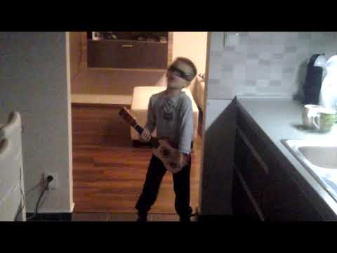 Iveta Klemanová - Daniela (Lucie soutěž/kytara)