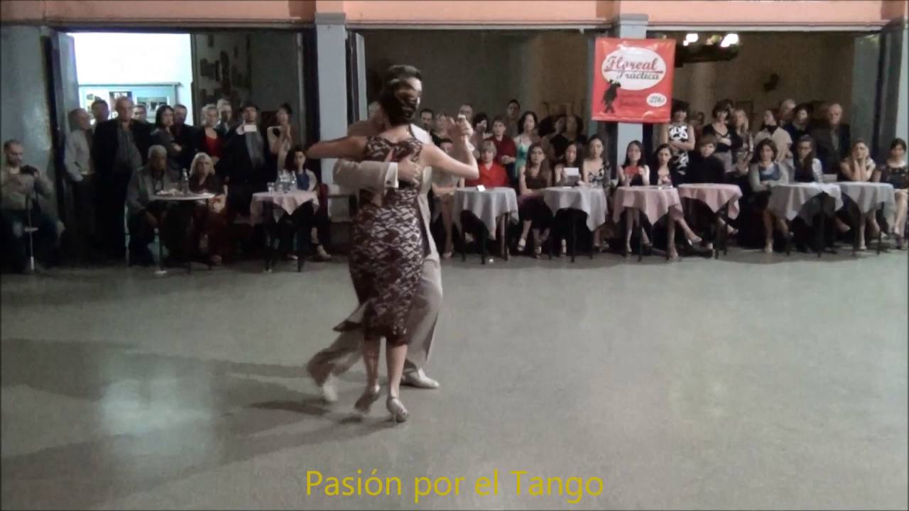 LUCIANA ARREGUI y ANDRES LAZA MORENO Bailando LA MILONGA QUE FALTABA en FLOREAL MILONGA.......!