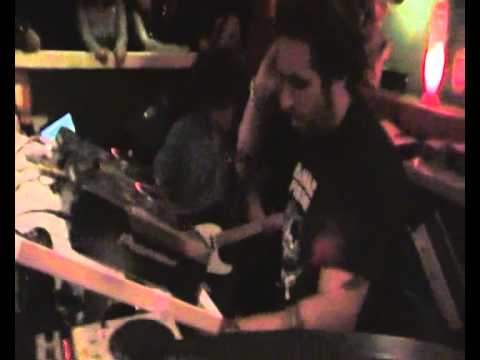 Gioele Brizio & Jose Tealdi (Lost Kalaveras) LIVE @ Bananas & Co 08-08-2011