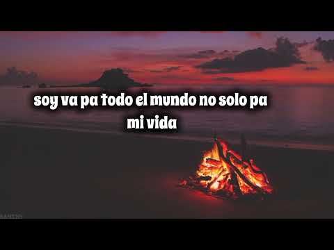 Abrazando AL Peligro - Santa Grifa  (Video/lyrics) 