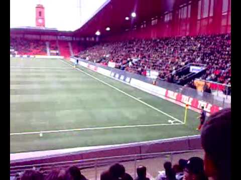 NE Xamax - BSC Young Boys 22.11.09 / Coup d'envoi