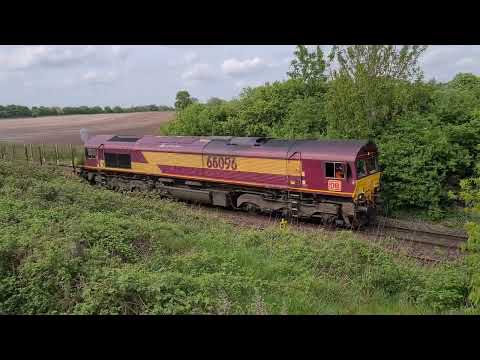 66096 working the 13:29 Donnington RFT - Arpley Sidings. 05MAY22