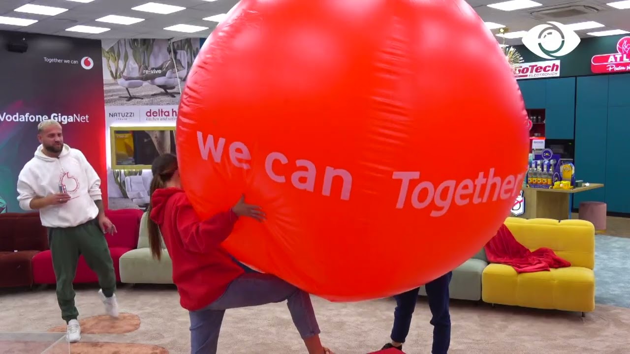 Radha e Deamishel dhe Kiarës për lojën me top