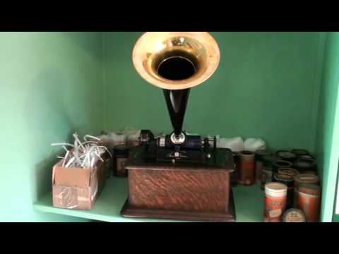 3029. Joy To The World, The Carol Singers (1916)