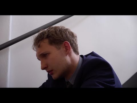 Bra (2024) - Klipp: Alfons Vill Inte Ta Studenten