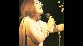Nana Mouskouri - Waltzing in the clouds - 1982