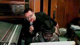 Bono and Will.i.am Rehearse "America's Song" - U2Miracle.com