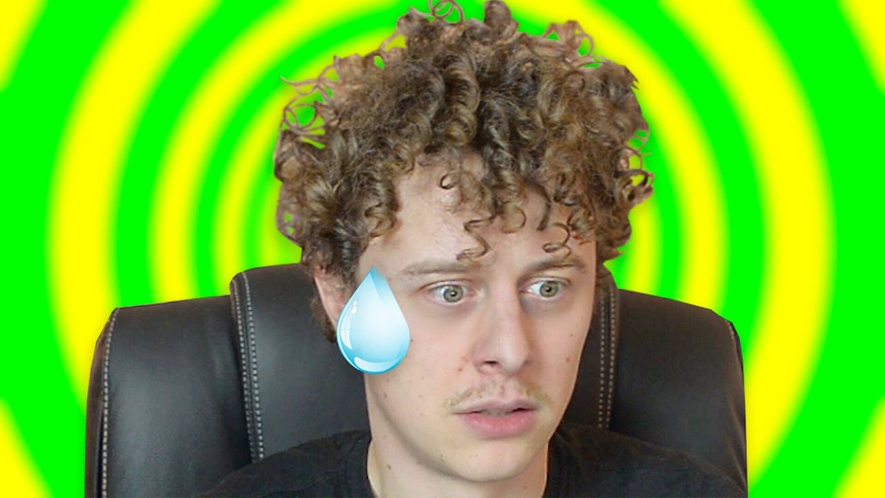 RÉACTIONS À MES ANCIENNES VIDÉOS thumbnail