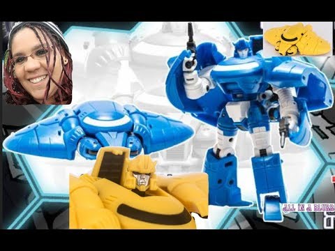 Transformers MAAS Toys Skiff & Rune [Bumblebee & Glyph]