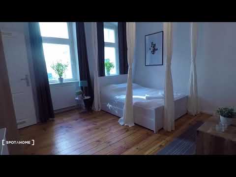 Stylish studio apartment for rent near Sprengelpark in Wedding - Spotahome (ref 206240)