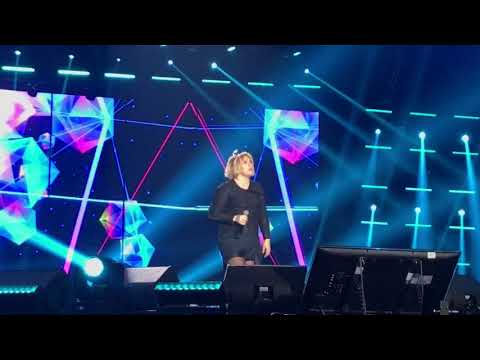 Ева Польна на концерте РУКИ ВВЕРХ - Весь мир на ладони моей @ Олимпийский 22 апреля 2018