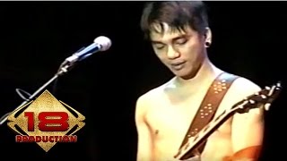 Download lagu Ungu - Seperti Yang Dulu (Live Konser Singkawang 5 Juli 2006) mp3 Download lagu Ungu - Seperti Yang Dulu (Live Konser Singkawang 5 Juli 2006) mp3