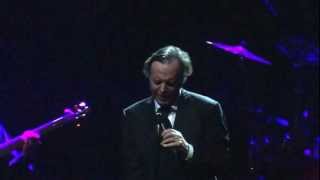 Julio Iglesias - A Mi Manera (My Way) (Barcelona 4-7-2012) HD