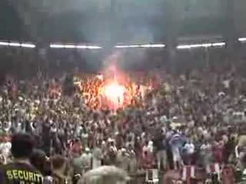 basket-derbi-navijanje delija