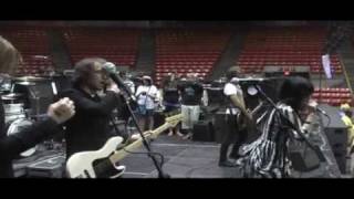 Razor &amp; Who We Are - New Year&#39;s Day - Warped Tour 2007 Live - Houston, TX