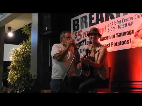 No One CM Johnna Padeken Parel w JohnnyTheHarpman Pacific Beach Hotel 20130915 1