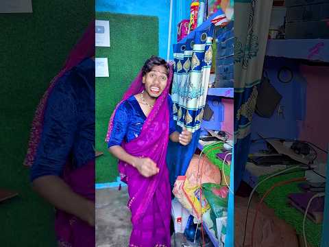 Bacche ke haat skates 🤣 #trendingshorts #virelshorts #comedyshorts #funnyshorts #shorts #werloser