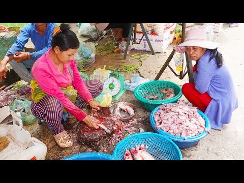 Chhbar Ampov Market On 12th Day Of Cambodian Dead Festival, Market Street Food Tour