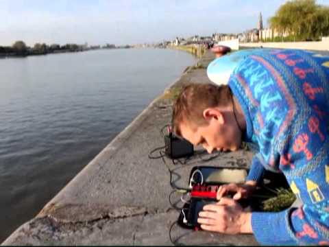MyOneManBand with iPads, Pokket Mixer and Loopseque on the River Schelde