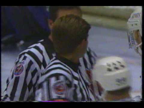 Kerry Fraser doesn't call Wayne Gretzky's high stick (original CBC feed)
