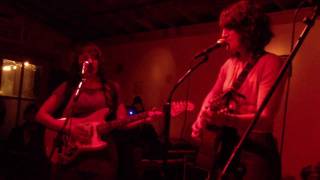 Norah Jones, Sasha Dobson & Catherine Popper- Sex Degrees of Separation