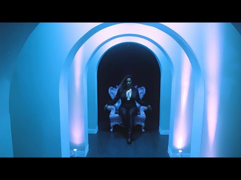 N@OM1, Nickobella & M1CKY - Addicted To You (Official Video)