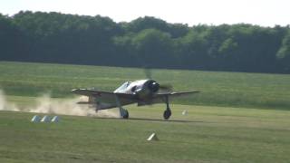 preview picture of video 'FW190 Fougueux  Full HD Meeting Aérien de  La Ferté-Alais LFTA 2010'