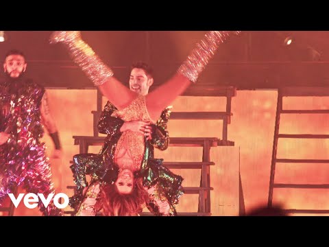 Gloria Trevi - Gloria (En Vivo Desde La Arena Ciudad De México)