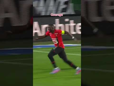 Hamari Traoré, un capitaine à l’image de son équipe ❤️🖤 #SRFCPSG