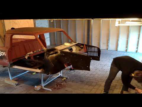 Mini Pickup restoration timelapse #1