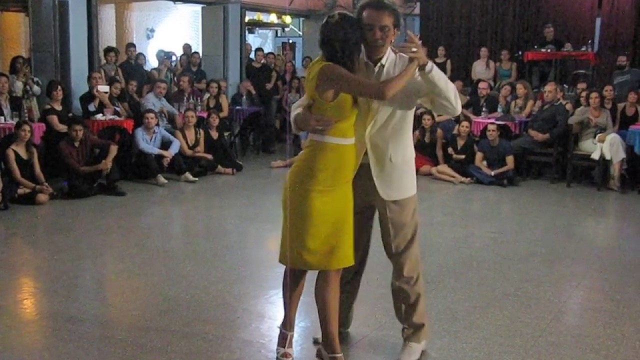 PABLO INZA y SOFIA SABORIDO en Viva La Pepa! Milonga (2/4)