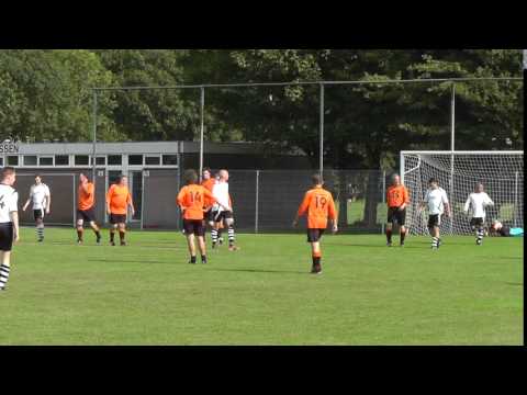 Opjestropdas.nl 10.9.2016 Maarssen 3 - De Meern 10 com 8-1 Doelpunt Maarssen (5-1)