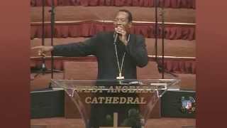 COGIC Presiding Bishop Charles E. Blake Preaching Praise Break