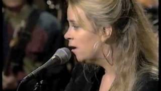 Mary Chapin Carpenter on The Late Show with David Letterman (10/6/94)