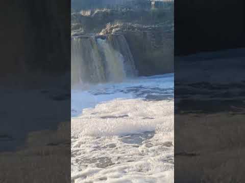 Cascada Cifuentes, partido de Coronel Dorrego   Provincia de Buenos aires  ..