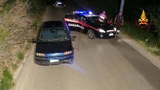 cinghiale-finisce-sotto-un-auto-salvato-dai-vigili