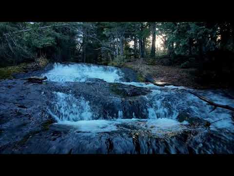 Cliff Falls 110820 01