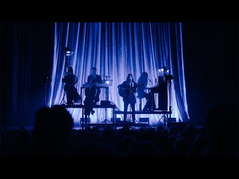 Eefje de Visser — 'Vlammen' (unplugged) | De 42 uur van Studio Brussel
