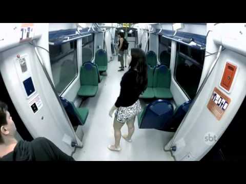 Fantasma no metrô.  Pegadinha Silvio Santos