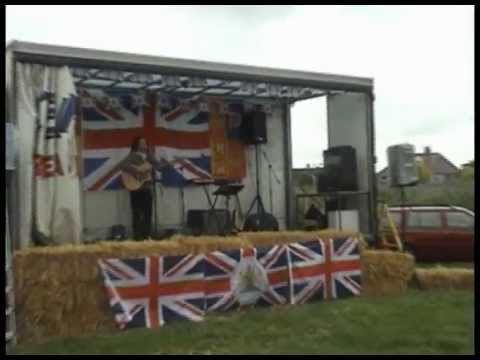 Diamond Jubilee 5/6/12 In The Rain - Martyn Oram