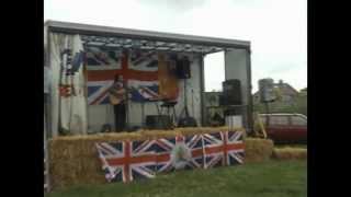 Diamond Jubilee 5/6/12 In The Rain - Martyn Oram