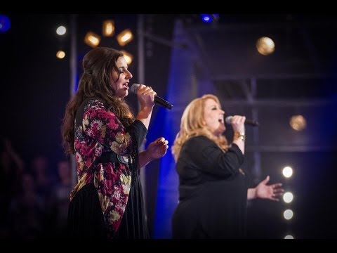 Alys Williams Vs Lareena Mitchell - 'Rambling Man' (Full Video) - The Voice UK 2013