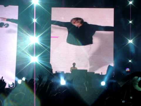 SUNRISE FESTIVAL 2010 • ARMIN VAN BUUREN "Revolution In You" [4] • Kołobrzeg, PL [24.07.2010]