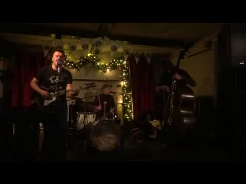 Ruzz Guitar's Blues Revue "Sweet As Honey" live @ Cross Keys Gloucester UK